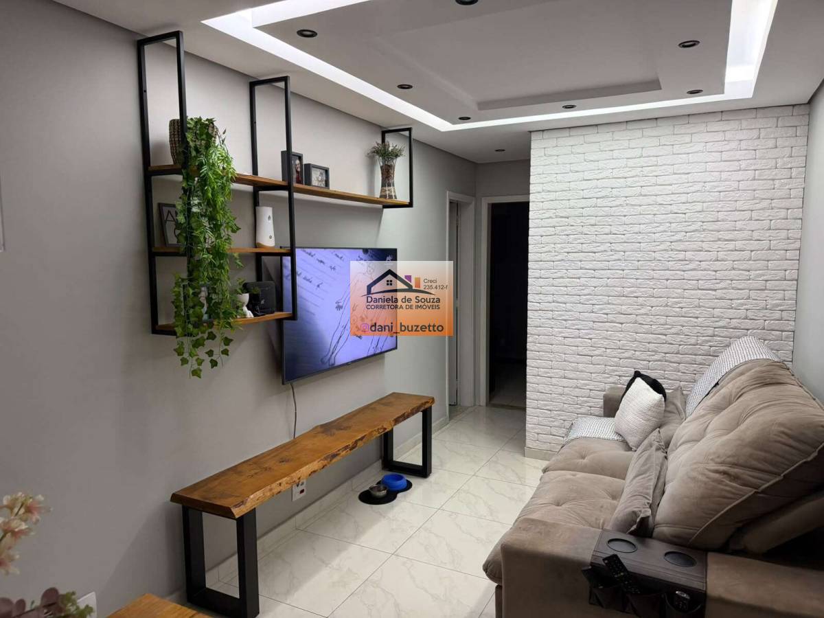 Apartamento à venda, com 2 quartos - Daniela deSouza