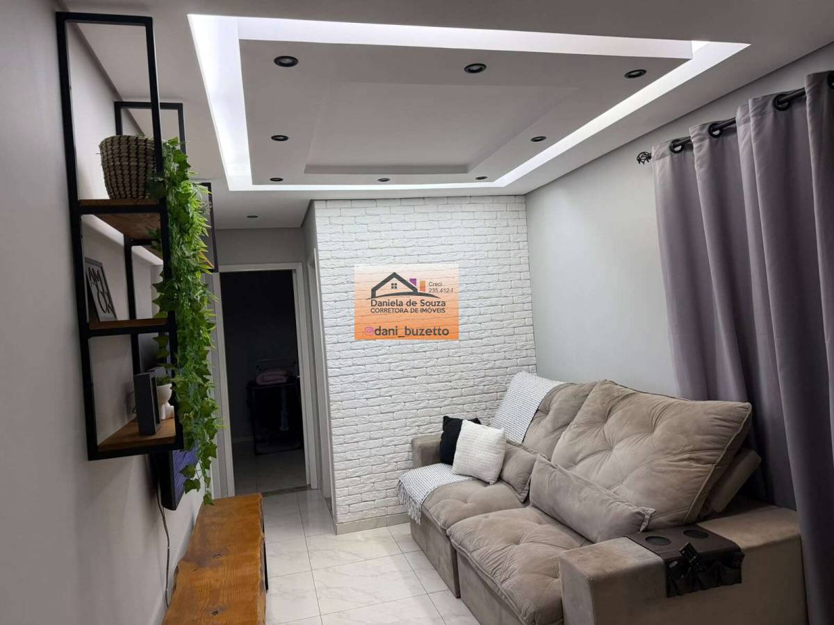 Apartamento à venda, com 2 quartos - Daniela deSouza