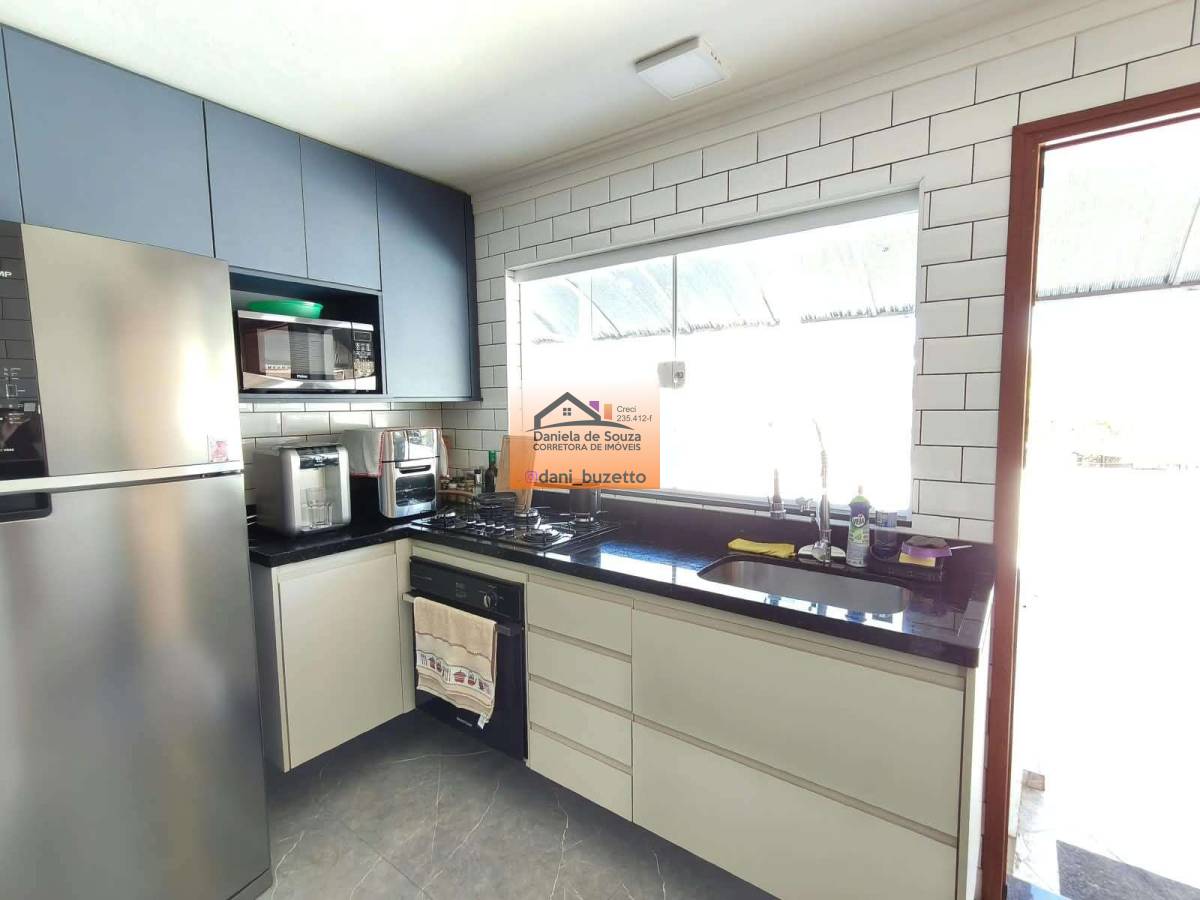 Casa à venda, com 2 quartos, 136m² - Daniela deSouza