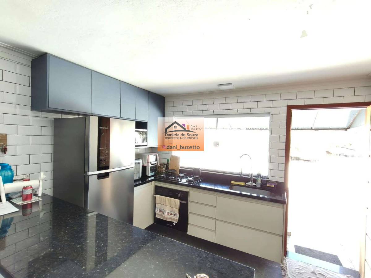 Casa à venda, com 2 quartos, 136m² - Daniela deSouza