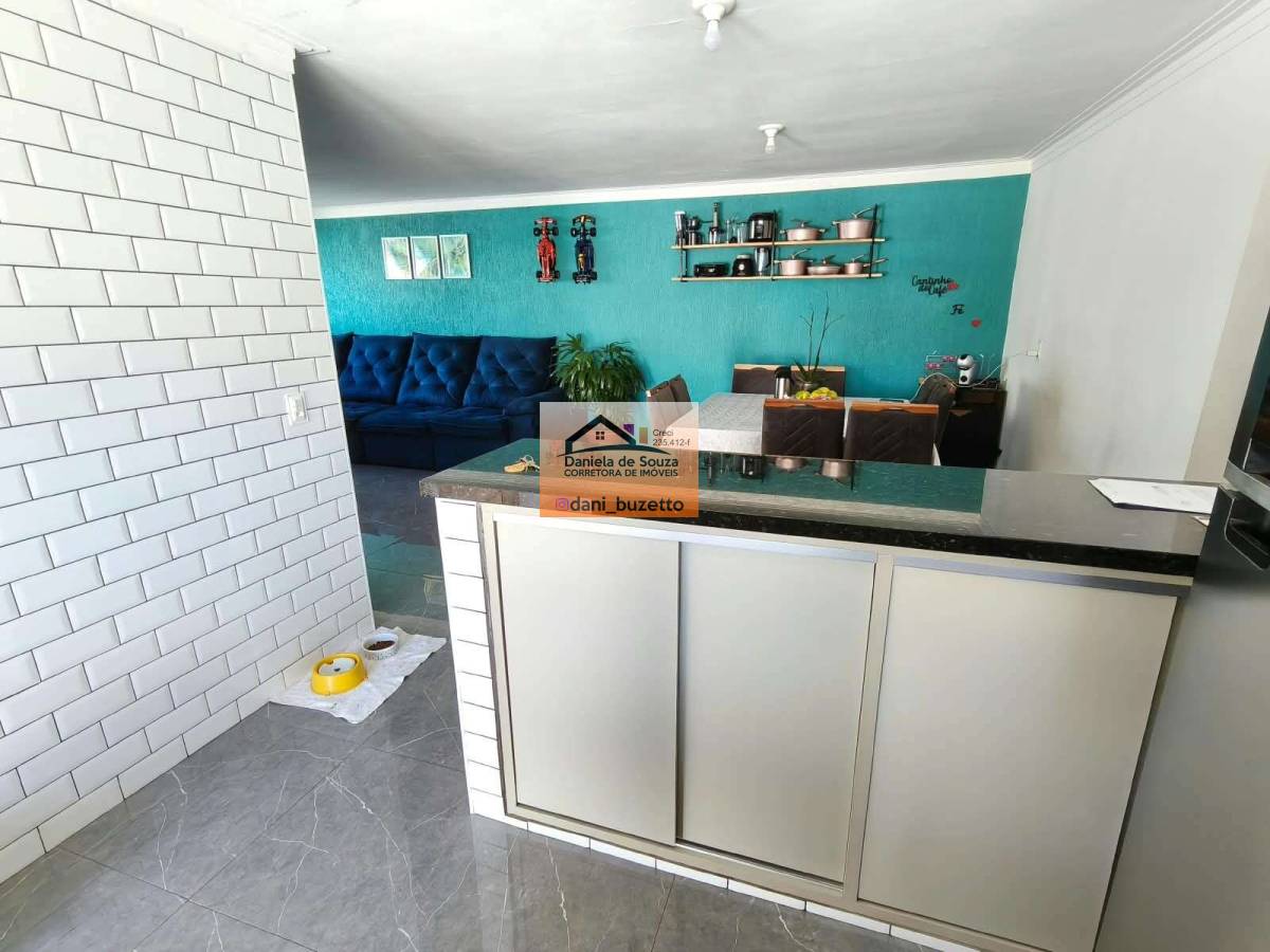 Casa à venda, com 2 quartos, 136m² - Daniela deSouza