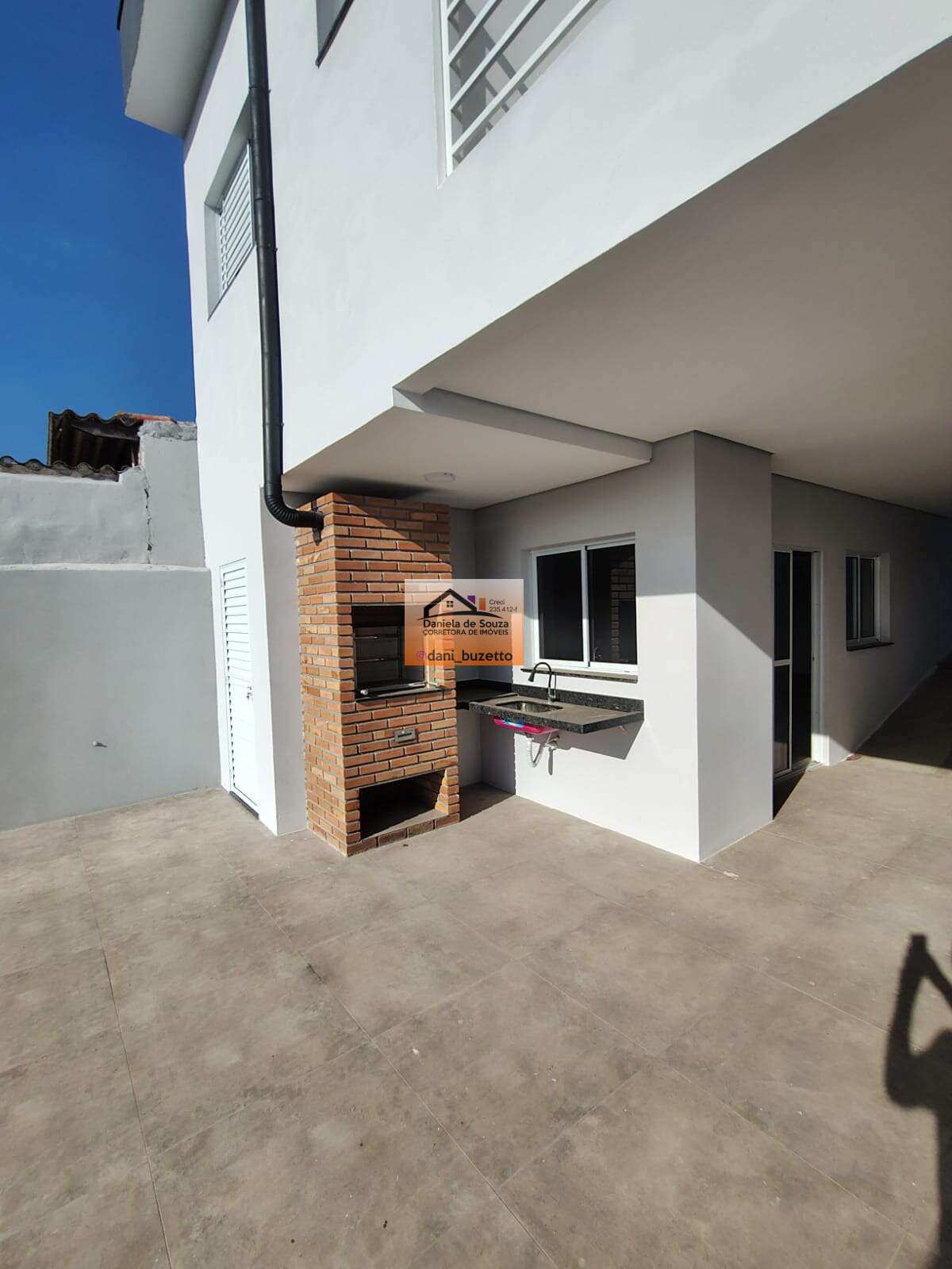 LINDA CASA A VENDA NO BAIRRO MARACANÃ EM JARINU - Daniela deSouza