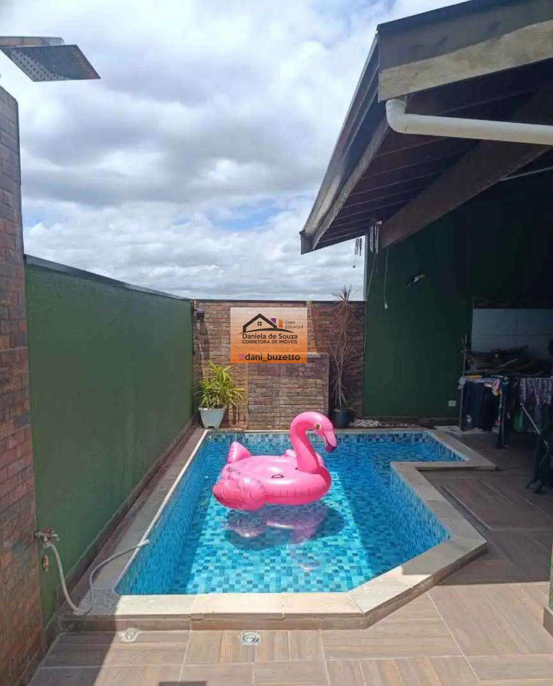 LINDA CASA TERREA A VENDA COM AREA GOURMET E PISCINA AQUECIDA NO JARDIM BAHIA EM VÁRZEA PAULISTA - Daniela deSouza