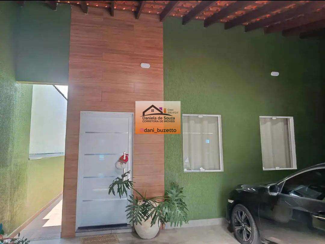 LINDA CASA TERREA A VENDA COM AREA GOURMET E PISCINA AQUECIDA NO JARDIM BAHIA EM VÁRZEA PAULISTA - Daniela deSouza