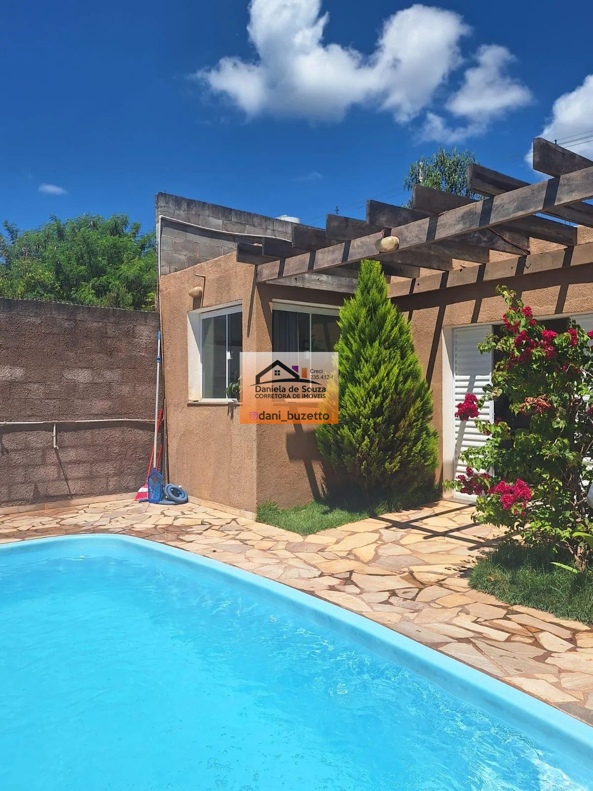 Casa à venda com 1 quarto - Estância Climatica Ypê,Jarinu