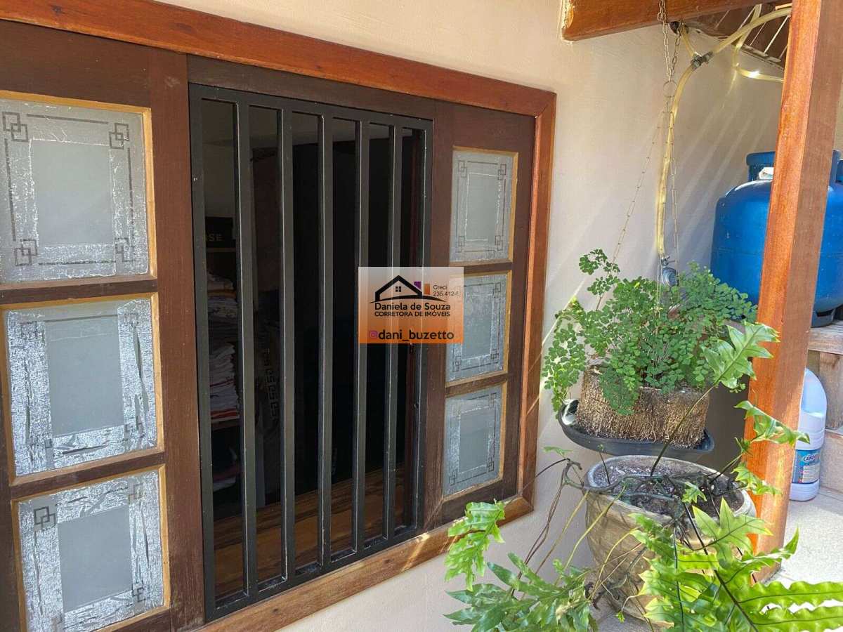 CASA PARA VENDA EM INTERLAGOS, ACEITA PERMUTA POR CHÁCARA - Daniela deSouza