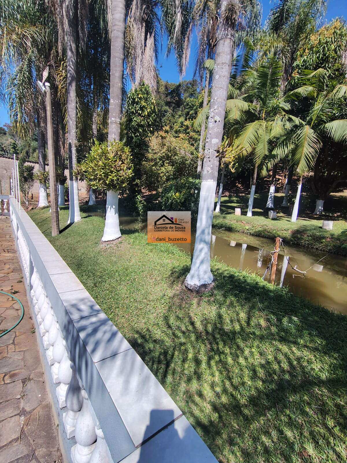 LINDA CHÁCARA DE LAZER COM LAGO EM JUNDIAI SP - Daniela deSouza