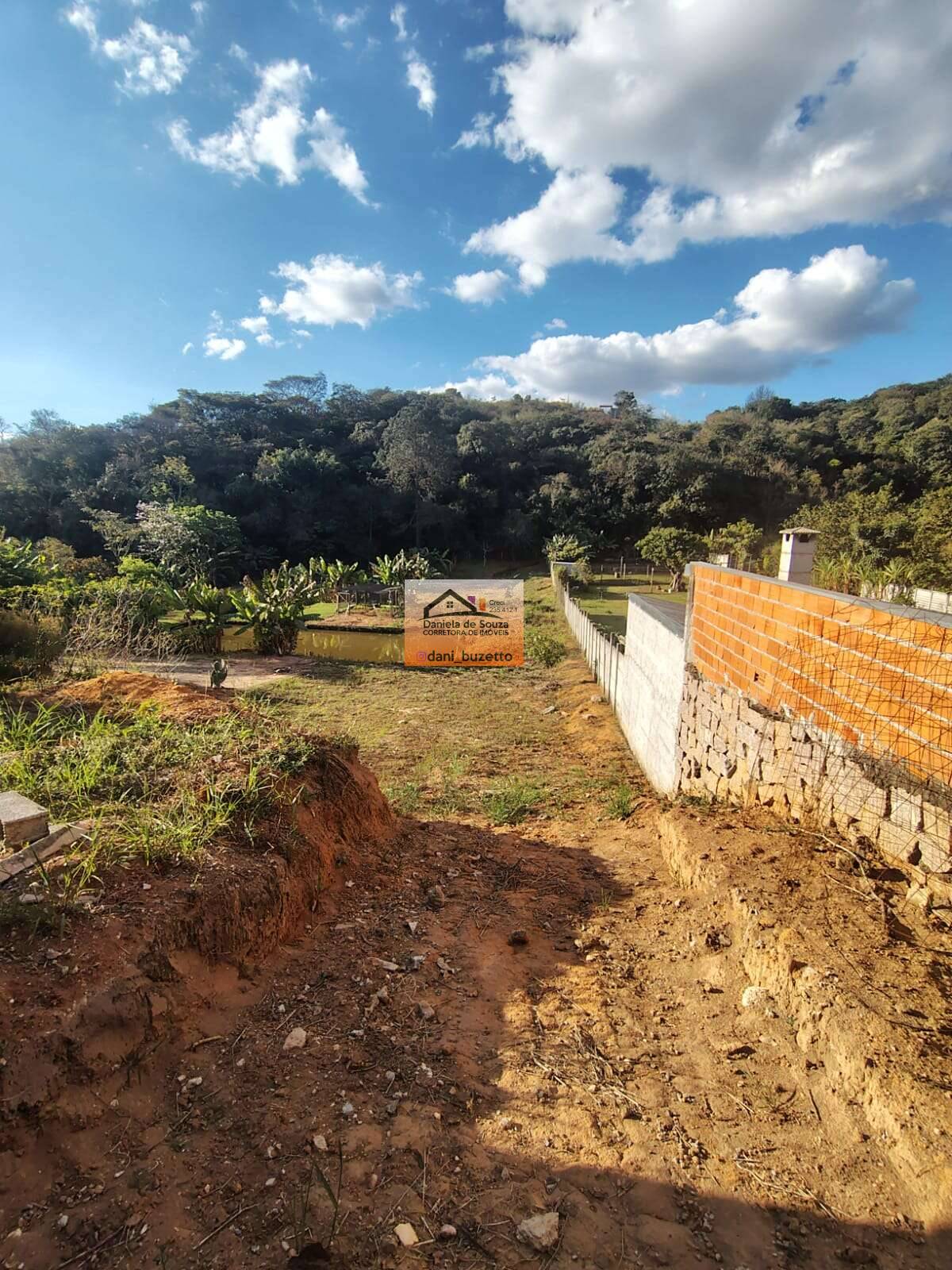 OPORTUNIDADE EM JARINU/SP – CHÁCARA COM LAGO - Daniela deSouza